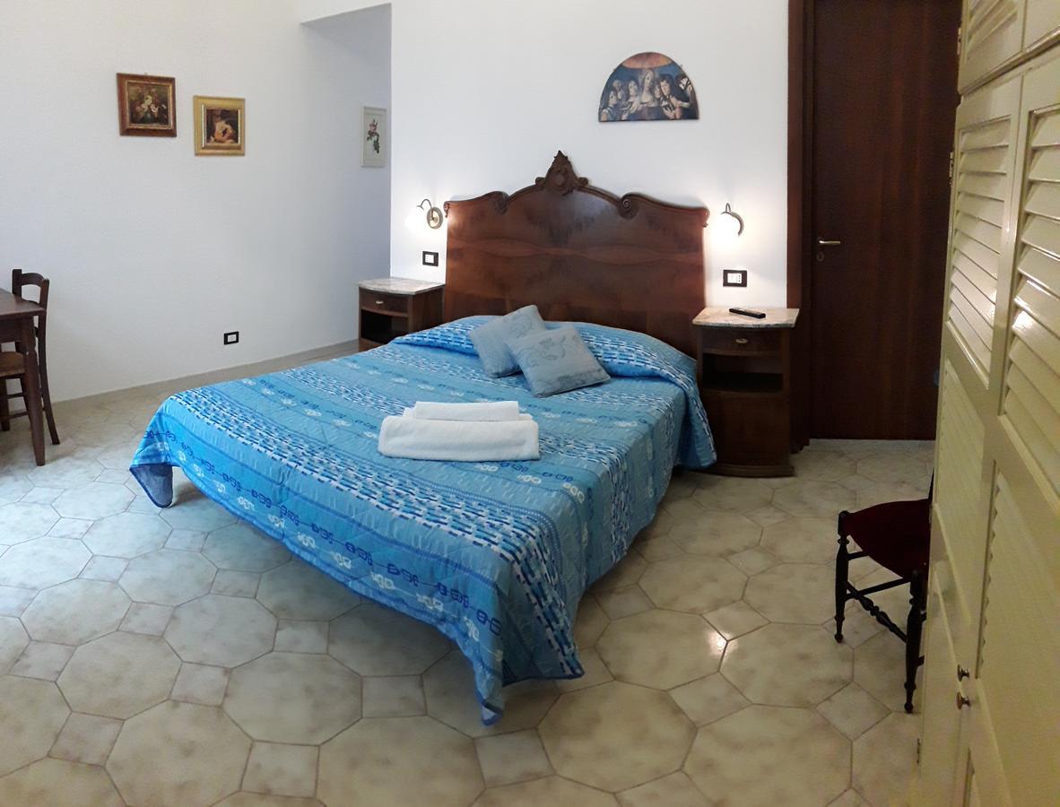 Casa Del Centro Bed & Breakfast Castellammare del Golfo Bilik gambar